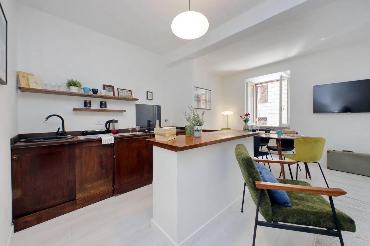 Monti Spacious Apartment 2 Rome Exterior photo