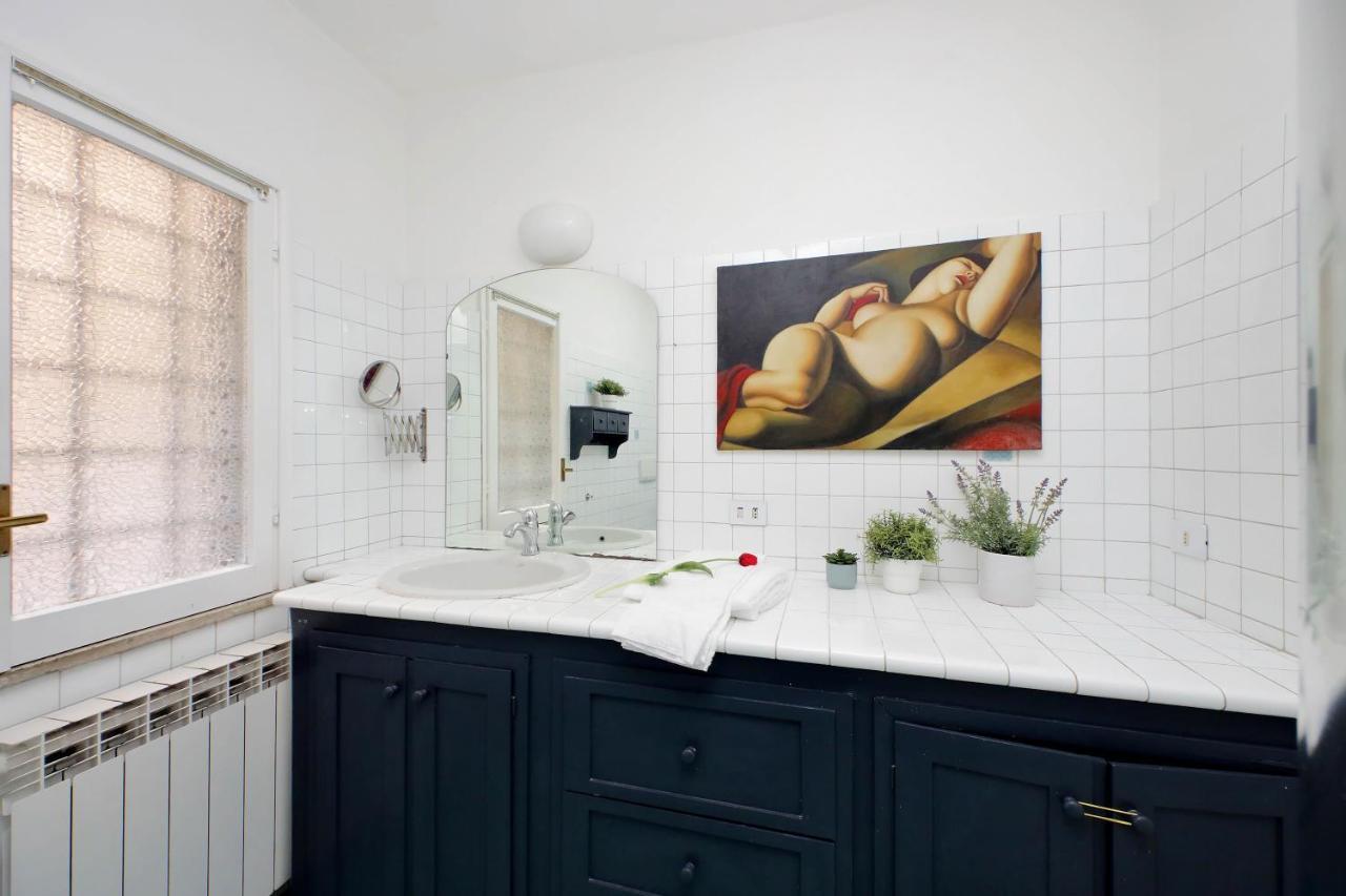 Monti Spacious Apartment 2 Rome Exterior photo